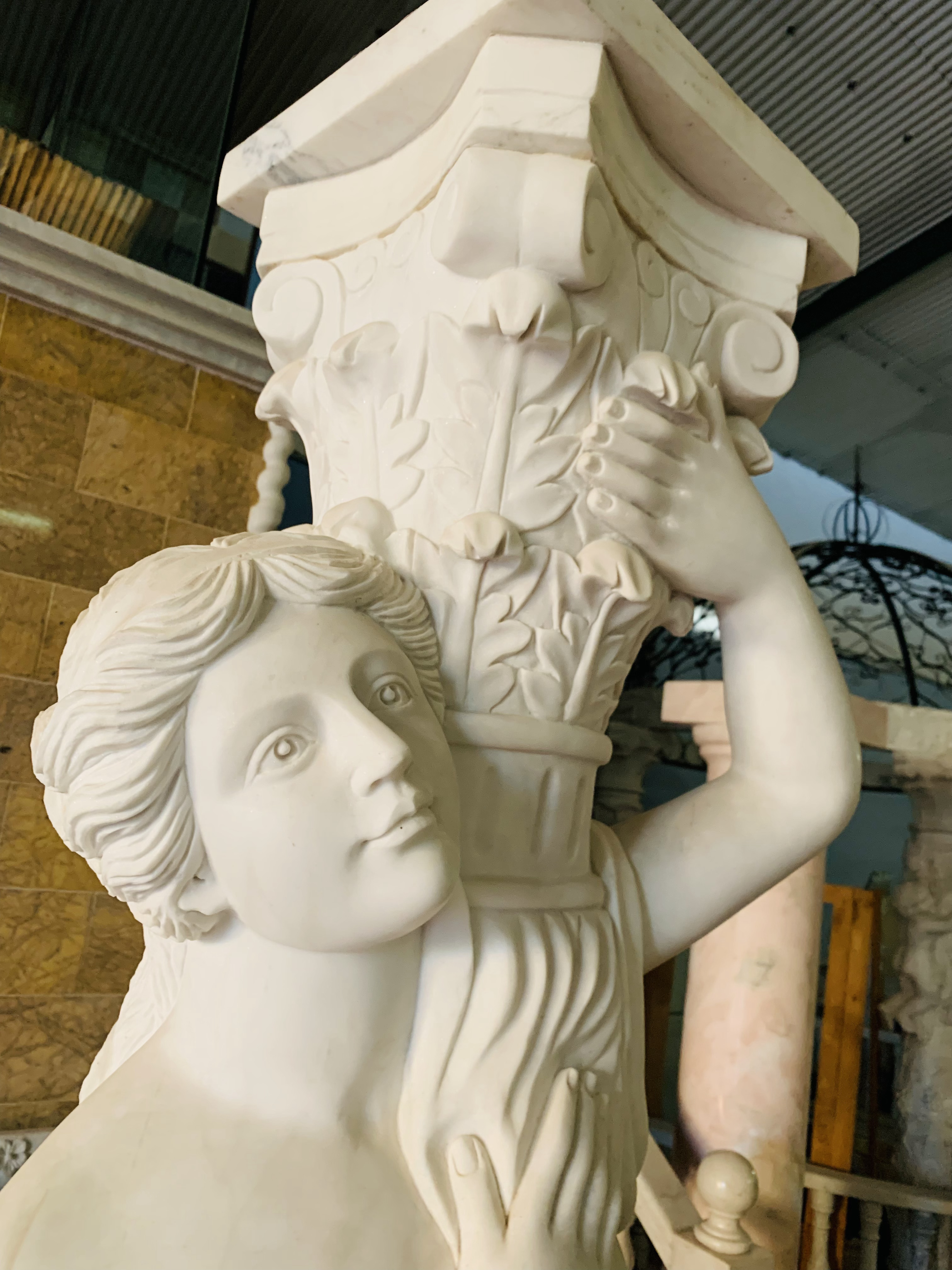 Cariátides de mármol, esculturas decorativas para proyectos de villas, arquitectura y diseño.
Marble Design: Opus Romano